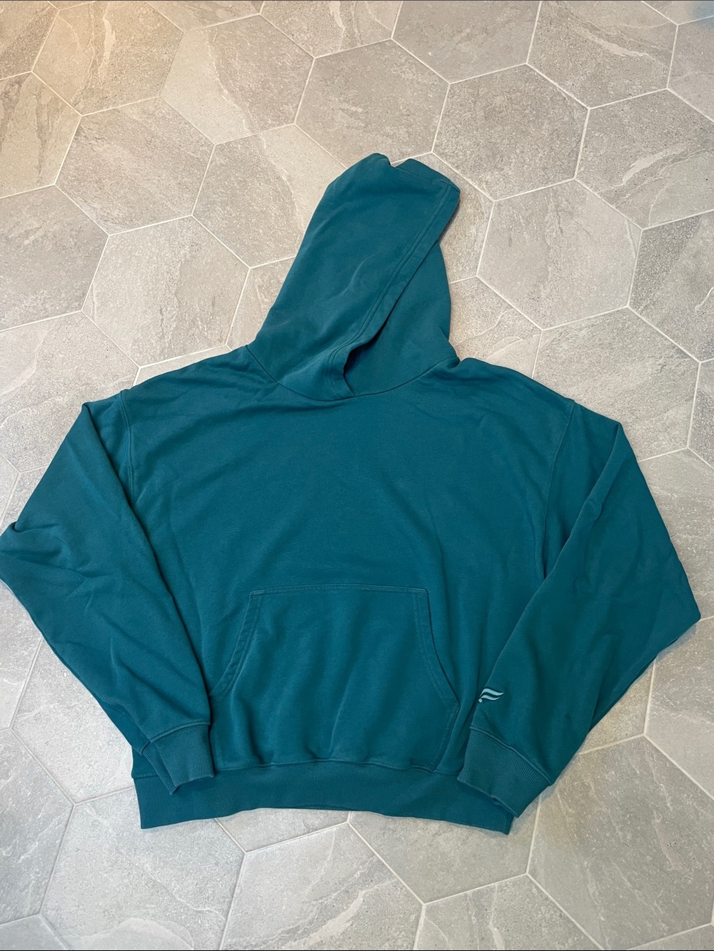 Fabletics Teal Activewear Hoodie – Super Soft – Size XL